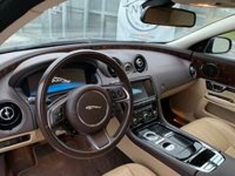 XJ V6 3.0 - 275 Diesel Luxe Premium Empattement Court A 2015 occasion 59310 Auchy-lez-Orchies