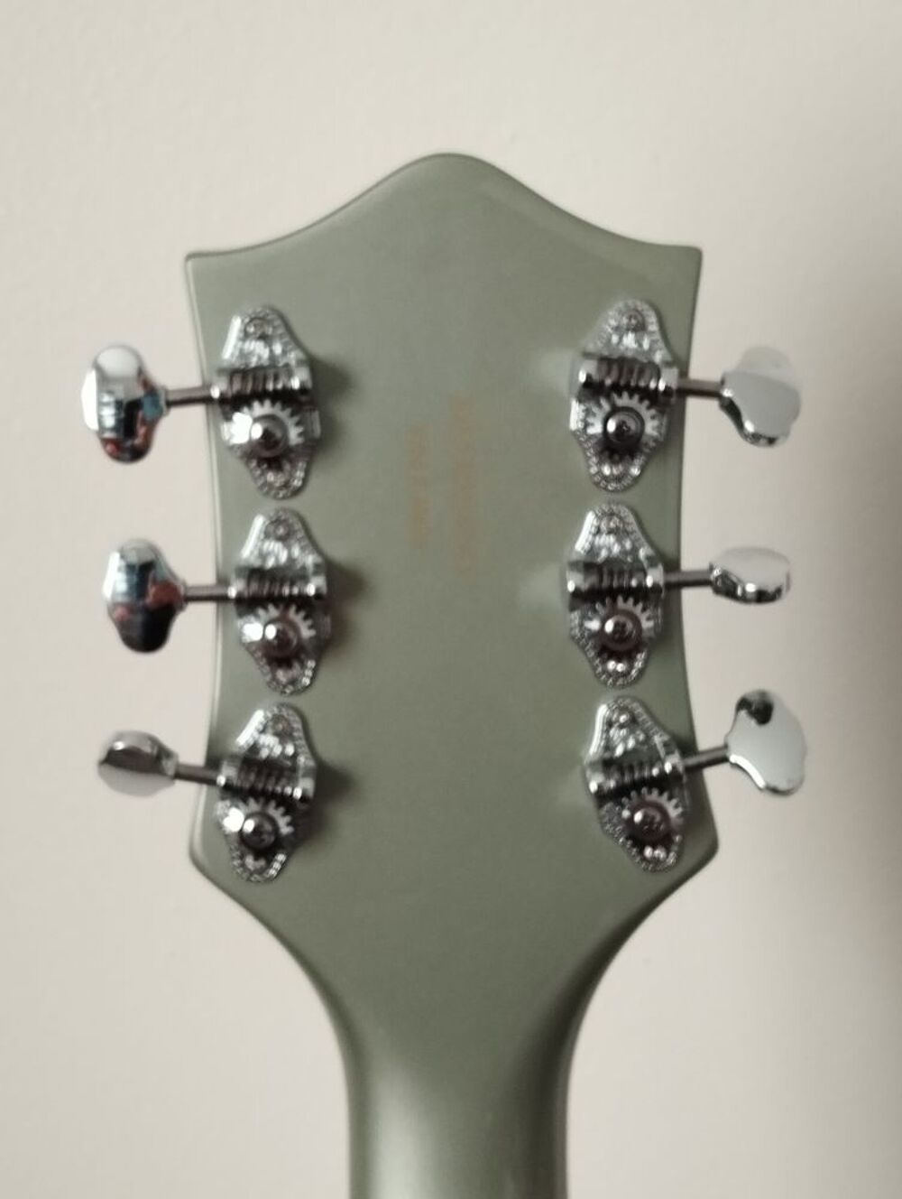 Guitare &agrave;?lectrique Vert avec &agrave;?tui Ann&eacute;e 2012, Marque Gr Instruments de musique