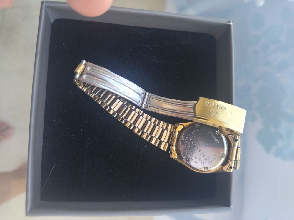 MONTRE SEIKO DAME PLAQUE OR Bijoux et montres