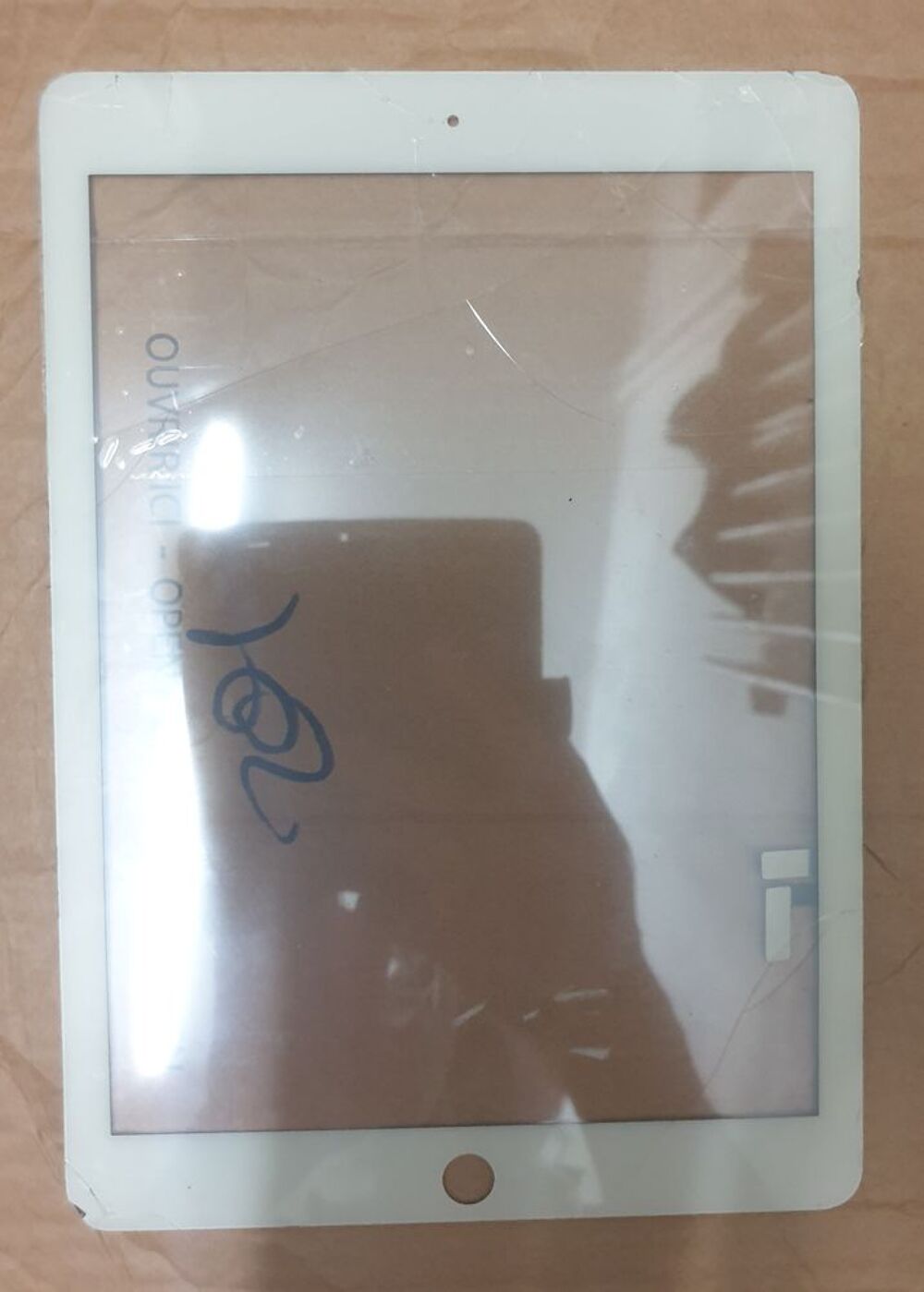 Lot de tablettes Apple pour pi&egrave;ces 1 Téléphones et tablettes