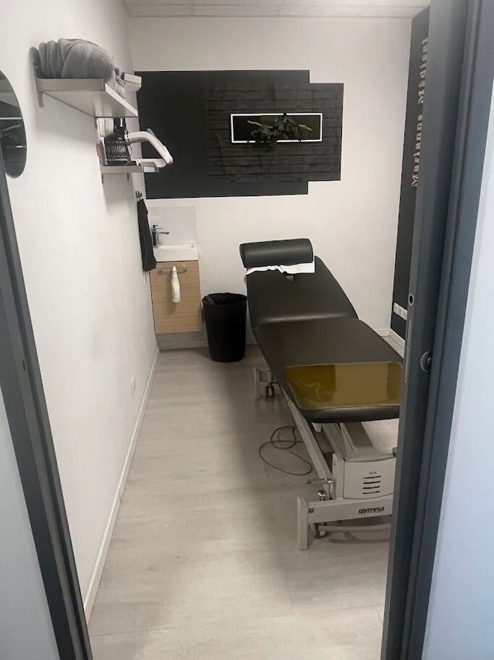 Location Autre LOCAL N°2 ? Cabinet de consultation équipé ? Samedi Montpellier