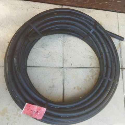 Tuyau poly�thyl�ne diam: 25mm Long: 25m 15 Montpellier (34)