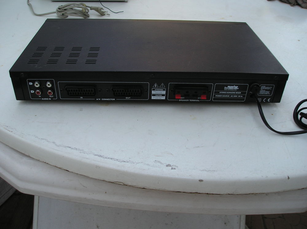 Karaok&eacute; ROLL MASTER + 2 micros filaires
Audio et hifi