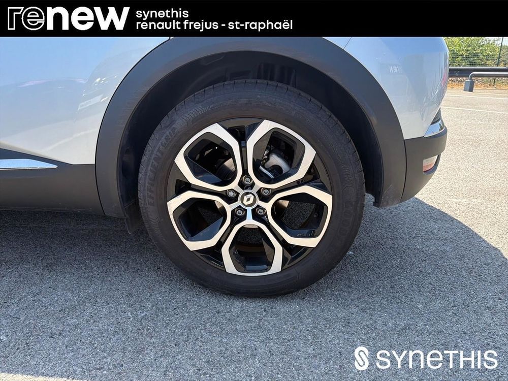 Captur E-Tech full hybrid 145 Techno 2022 occasion 83600 Fr&eacute;jus