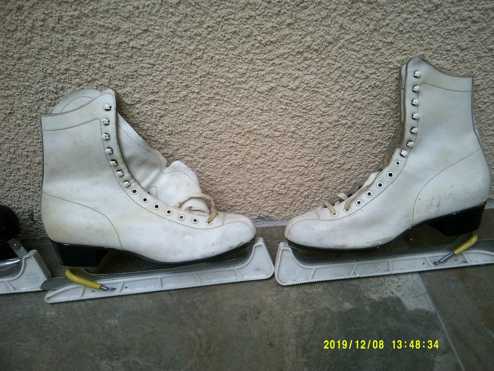 Patins &agrave; Glace 
Sports