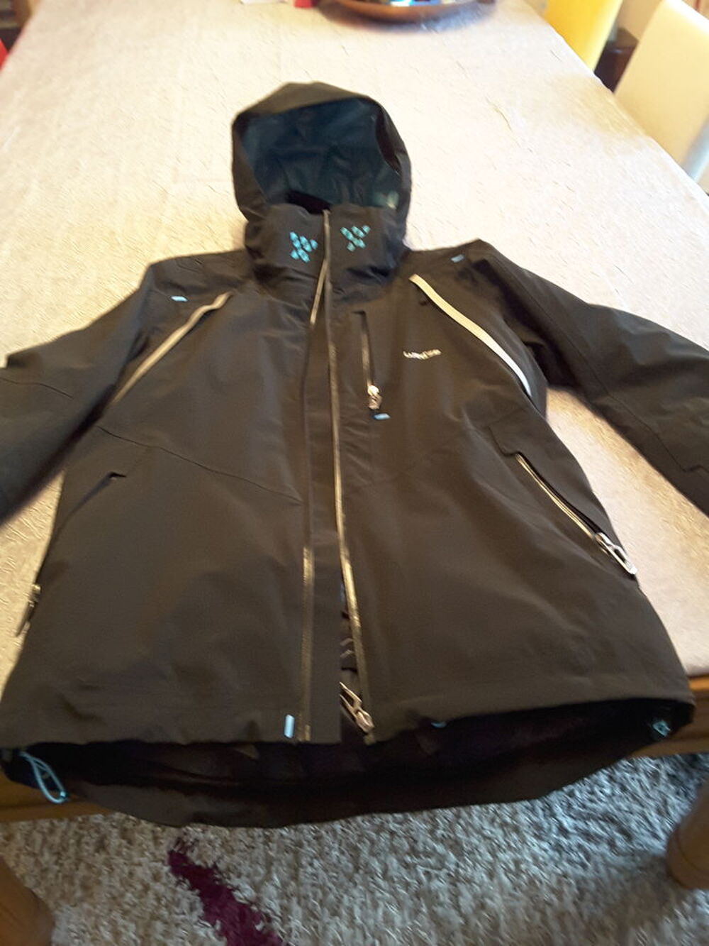 Tr&egrave;s belle veste de ski Sports