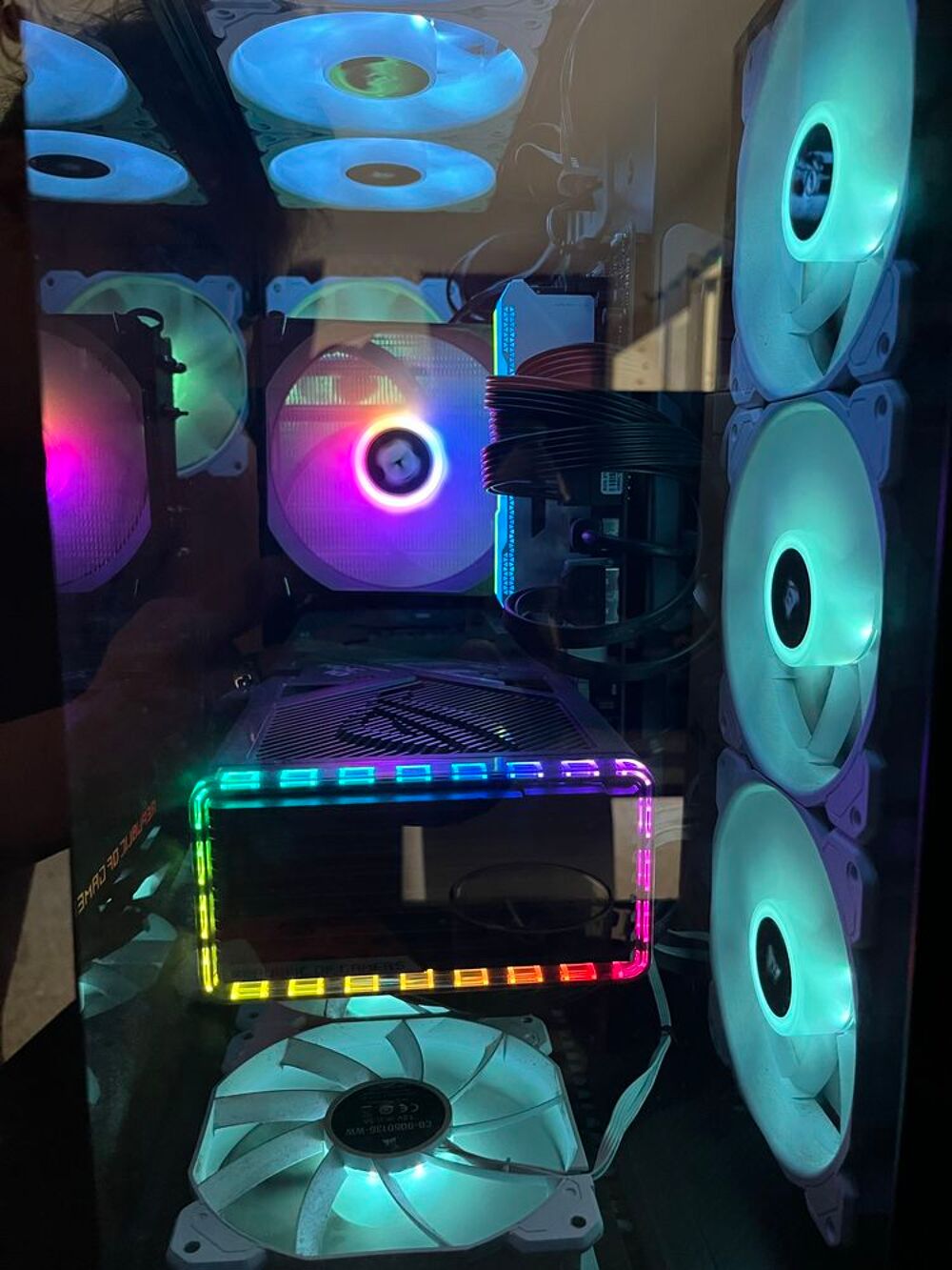 PC Gamer i7 12700k Nvidia 4080 rtx Asus ROG STRIX 16 go Lian Li O11Dynamic XL Carte m&egrave;re ASUS ROG STRIX Z790-A Matériel informatique