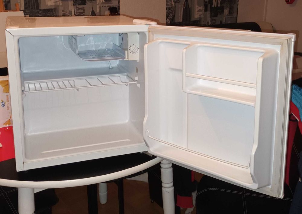 Vente Autre petit frigo pour van oà¹ Camping Le mans