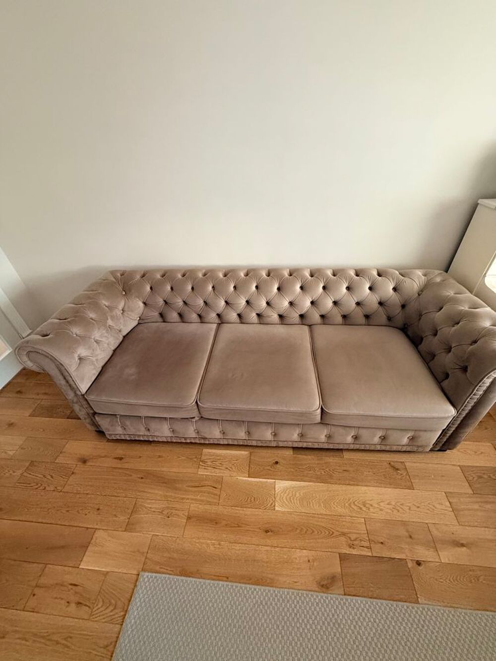 Canap&eacute; Chesterfield convertible 3 places Meubles