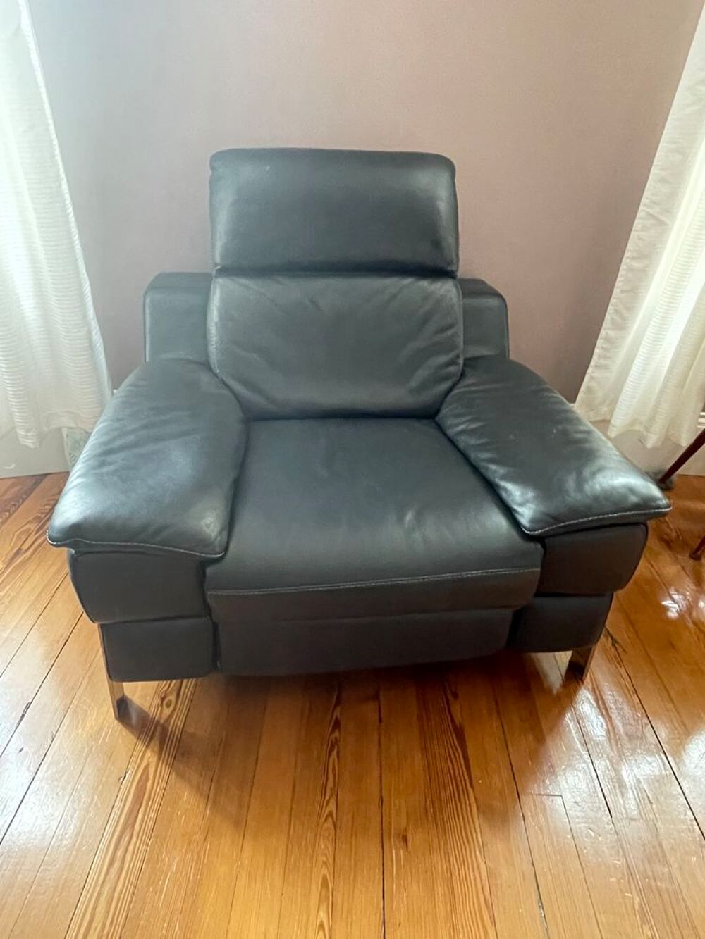 canap&eacute; et fauteuil bleu gris Meubles
