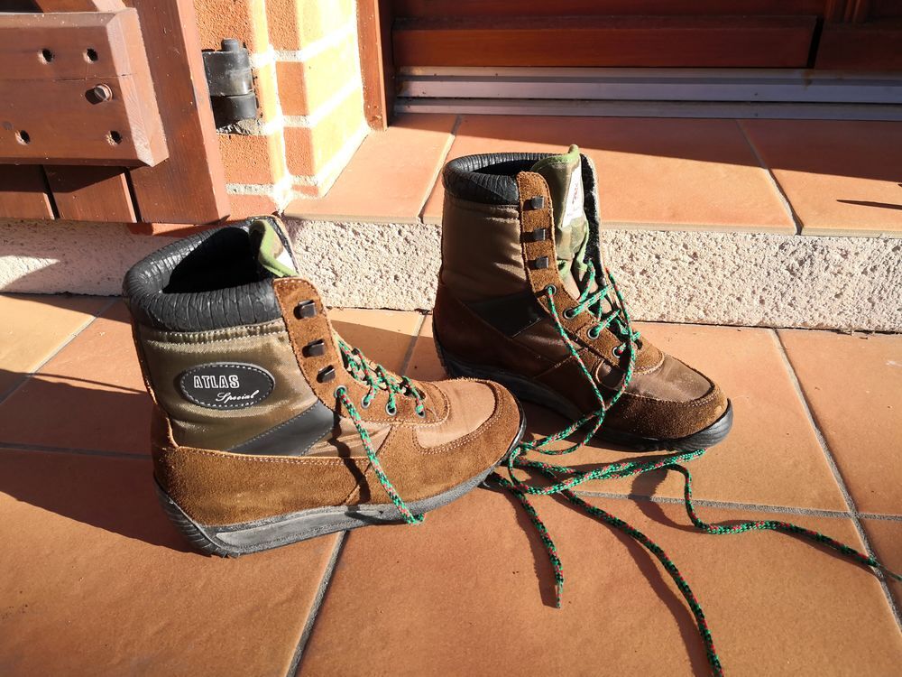 chaussures de randonn&eacute;e - excellent &eacute;tat - pointure 37 Chaussures