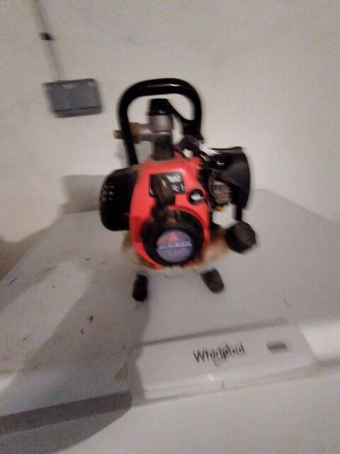 MOTO POMPE TERMIQUE sans crepine 0 Saint-Privat (19)