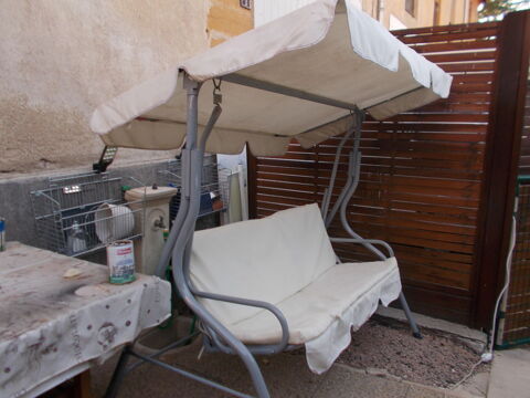 Balancelle 3 places 50 �veux (69)