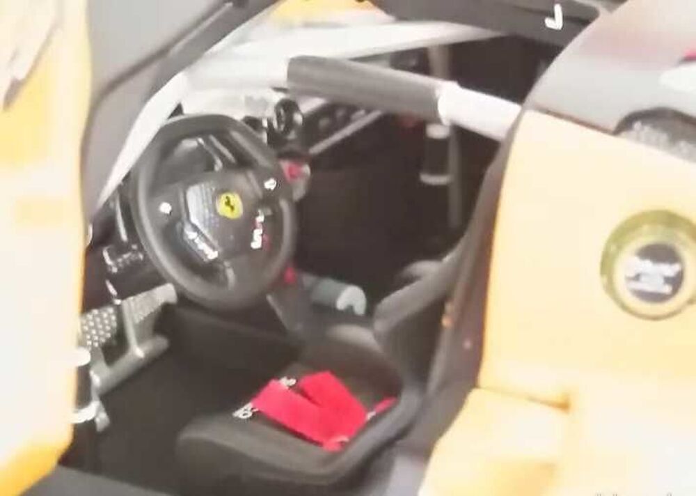 Ferrari FXX 1/18 