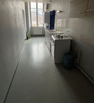  Appartement � louer 4 pi�ces 105 m�