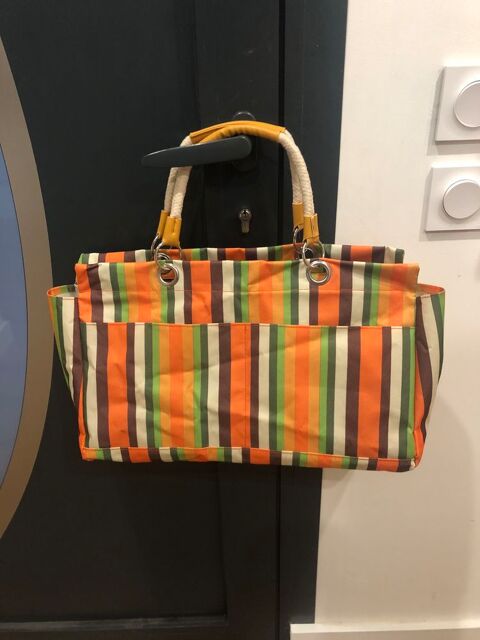 Sac femme  \'\' Paquetage \'\' 6 Saleilles (66)