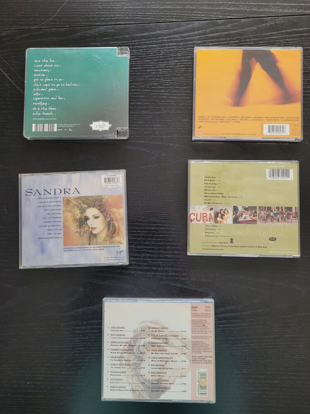 Lot de 5 CD originaux ? Tr&egrave;s bon &eacute;tat CD et vinyles