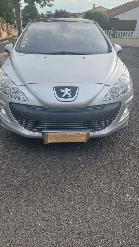 Peugeot 308 1.6 HDi 110ch FAP BVM5 BLUE LION Premium
