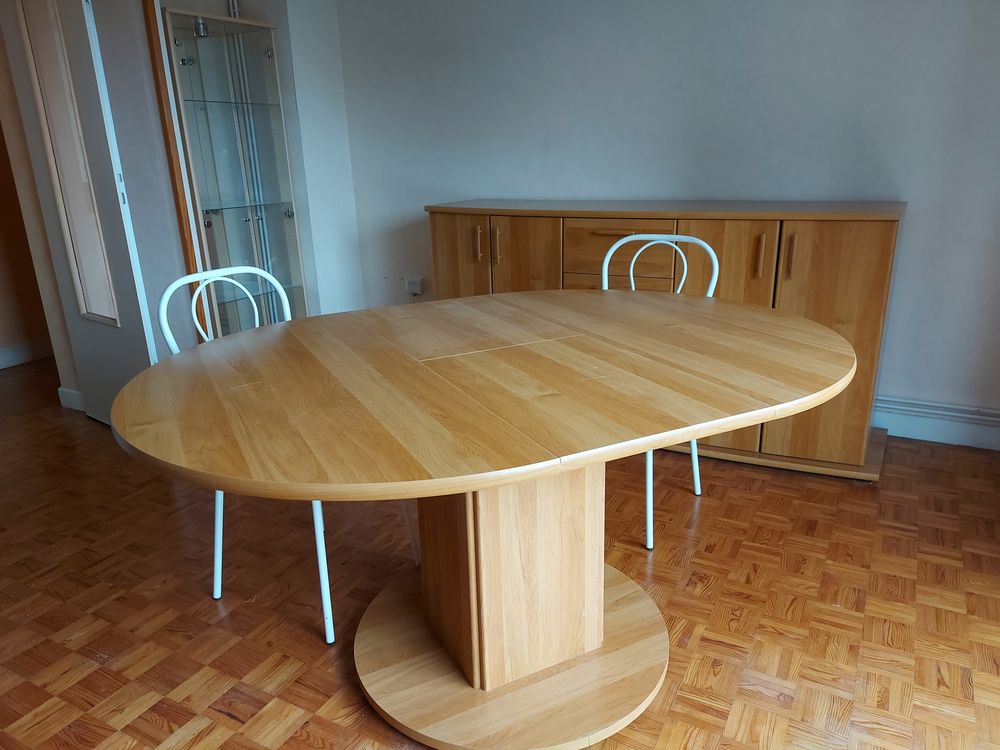 Table ronde avec rallonges en bois beige Meubles