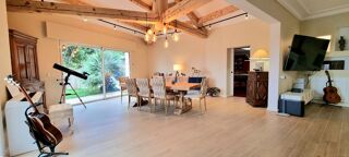  Villa à vendre 10 pièces 368 m²