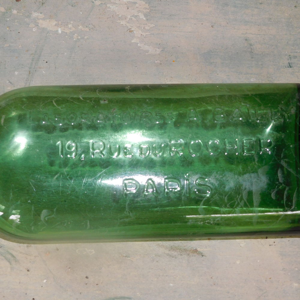 Petite bouteille de verre 