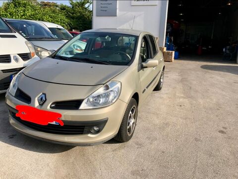 Renault clio iii Clio 1.6 16V 110 Confort Dynamique A