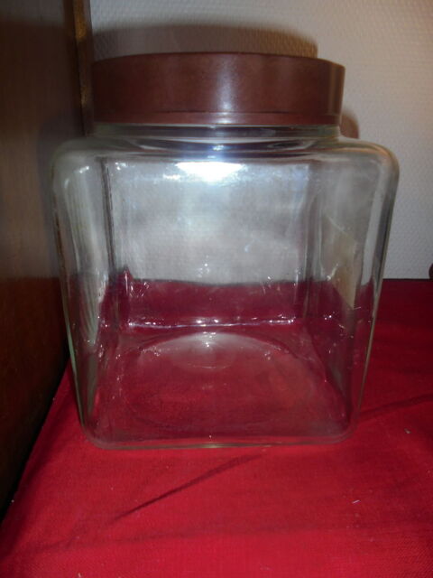 pot en verre et couvercle en bak�lite 18 Romorantin-Lanthenay (41)