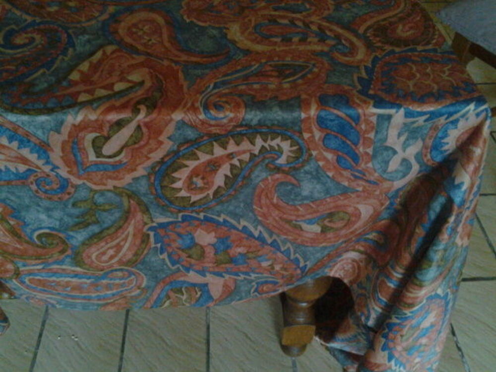 nappe polyester 140 x 95 cm Décoration