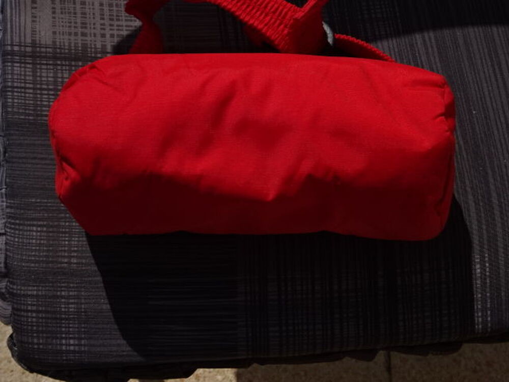 sac banane rouge rond Maroquinerie