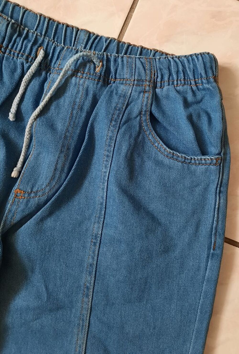 Pantalon jean denim esprit jogging &eacute;lastiqu&eacute; T 40 Vêtements