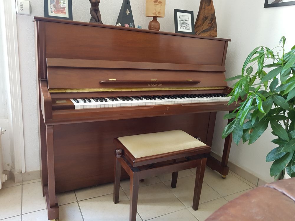 Piano droit sonorit&eacute; jazz Instruments de musique