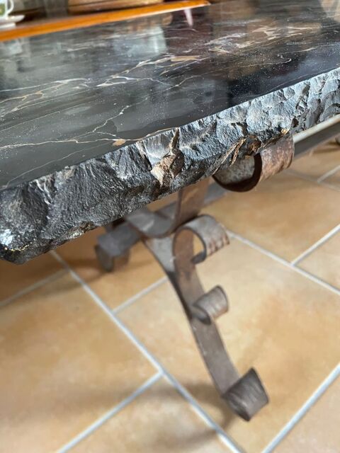 TABLE BASSE MARBRE NOIR 500 Restigné (37)