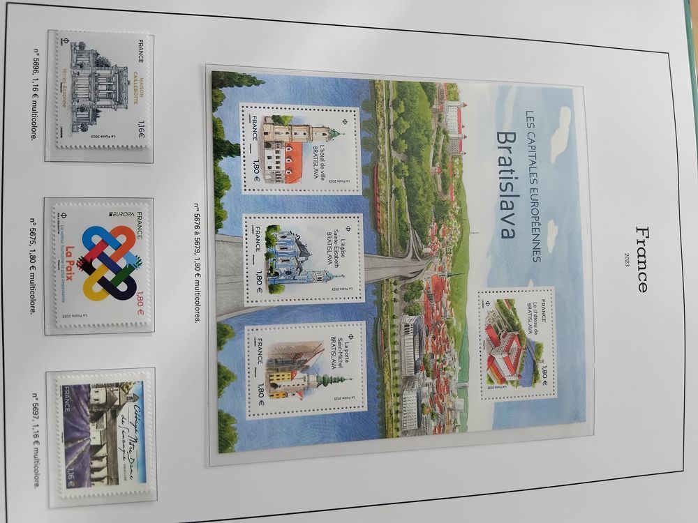 Timbres ann&eacute;e compl&egrave;te 2023 faciale 213 euros tous neufs 