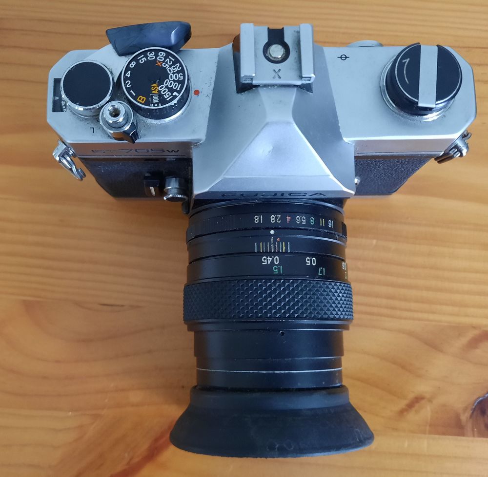 Appareil photo reflex argentique FUJICA ST-705 W 3 objeCTIFS Photos/Video/TV