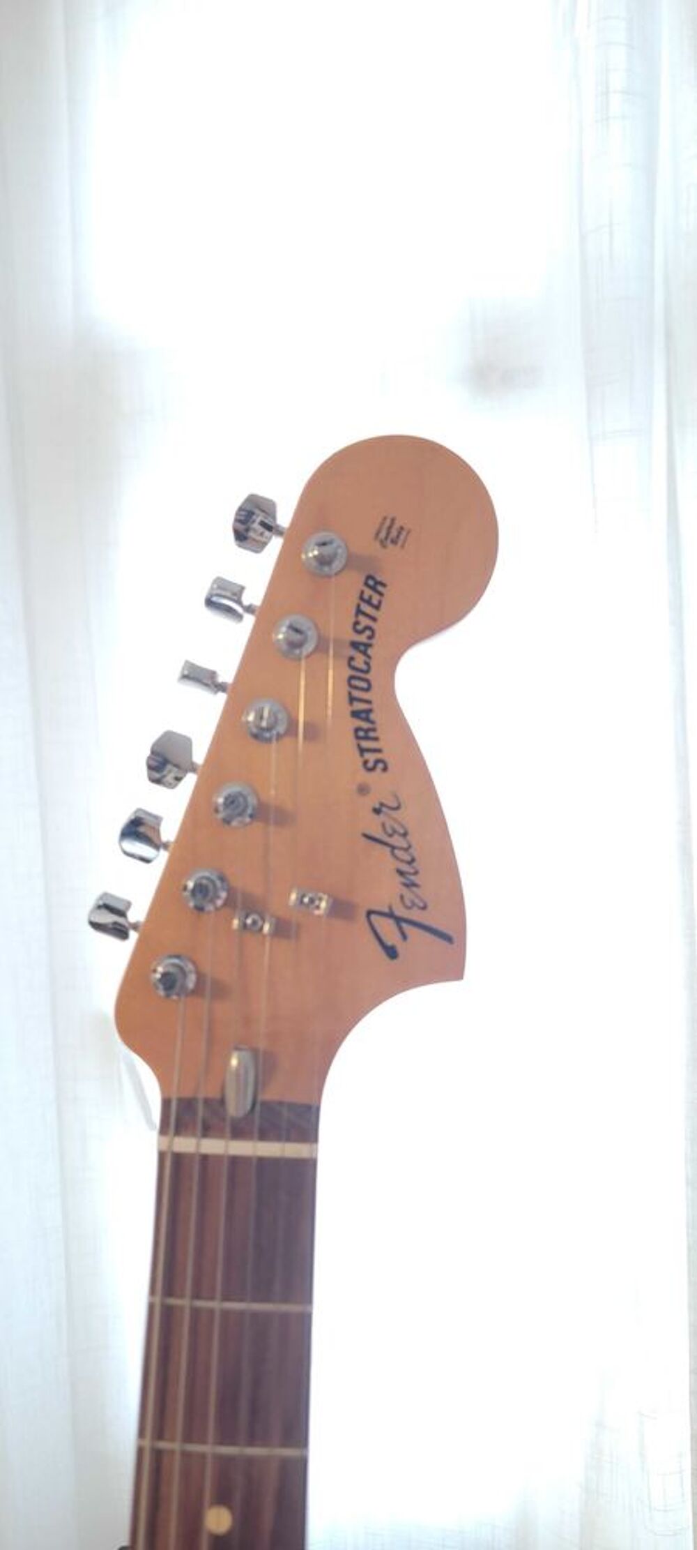 Fender Stratocaster Vintera 70's Instruments de musique