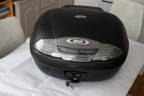 Pi&egrave;ces et &eacute;quipements Moto - Scooter - Quad Pi&egrave;ces et &eacute;quipements Moto - Scooter - Quad  occasion Mont&eacute;vrain 77144