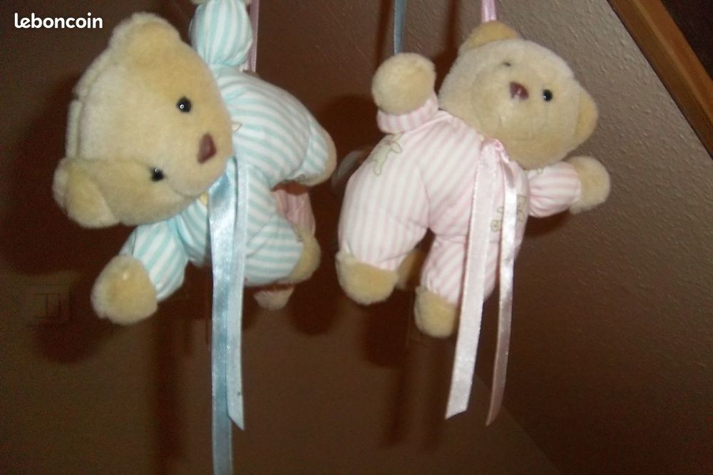 Mobile 4 petits ours pour b&eacute;b&eacute; Jeux / jouets