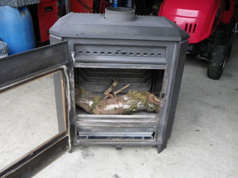 Poele Invicta fonte 480 Chamberet (19)