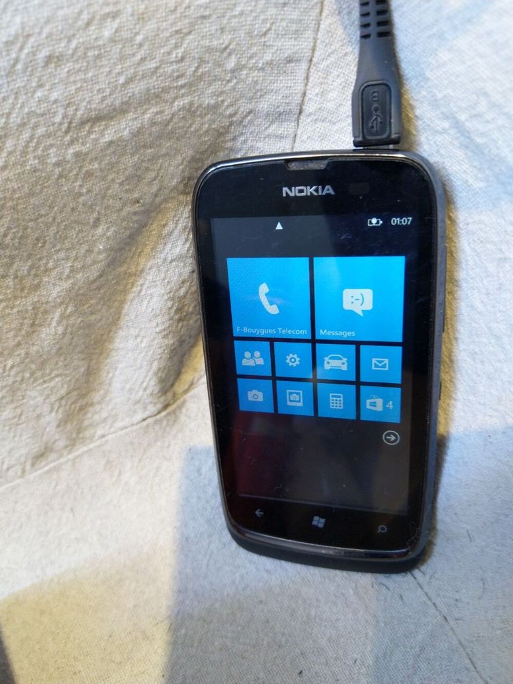 Nokia Lumia 610 NFC Tlphones et tablettes