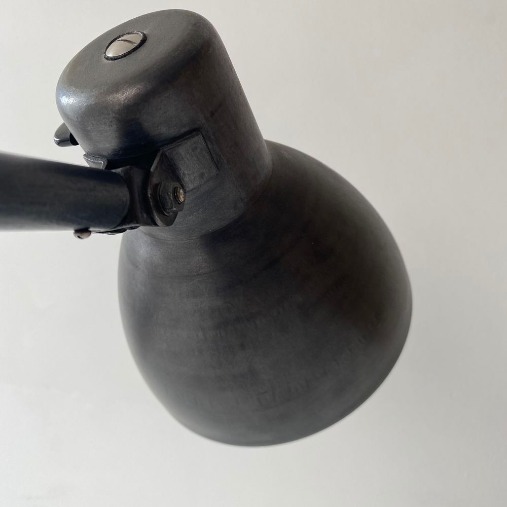 ANCIENNE LAMPE DE BUREAU BAUHAUS "&nbsp;KANDEM&nbsp;"
D�coration