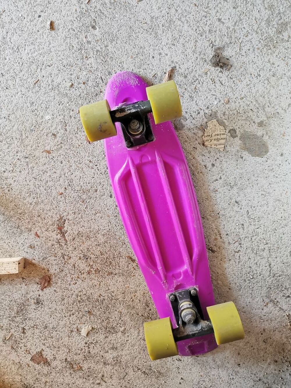 Skate-board, 20 euros sur Abbeville Jeux / jouets