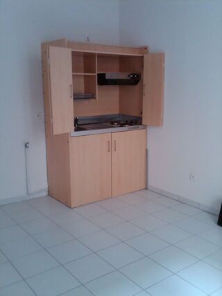  Appartement à louer 1 pièce 25 m²