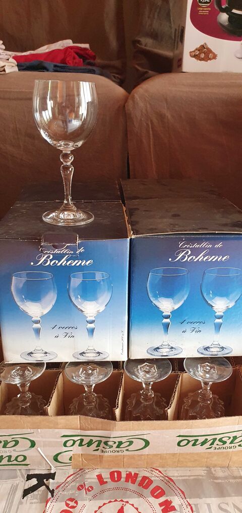 Divers mobilier .bois , chne . Merisier , noyer 1 Succieu (38)