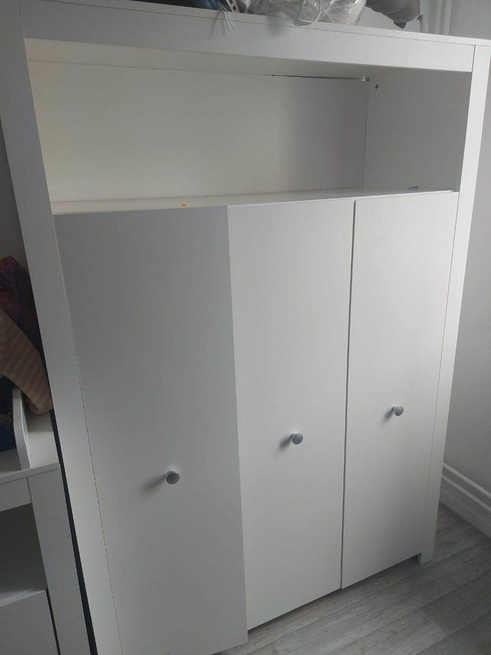 Armoire + commode Meubles