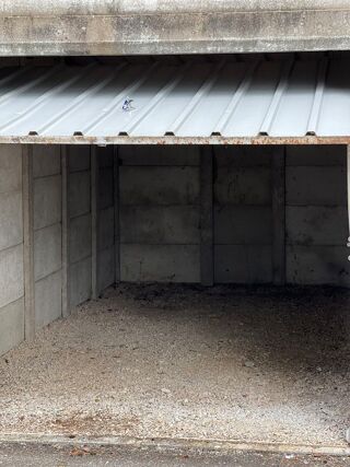  Parking / Garage � louer 12 m�