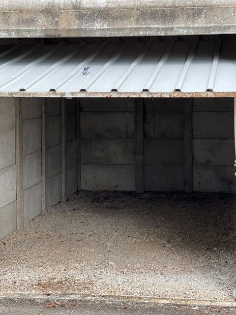  Parking / Garage � louer 12 m�