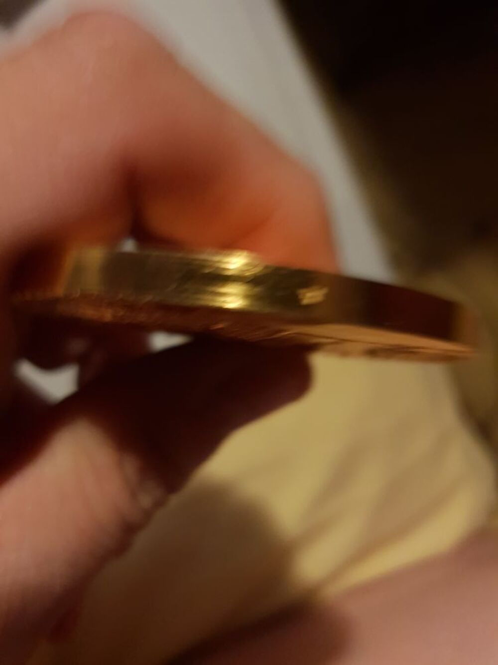 m&eacute;daille de bronze dor&eacute; 