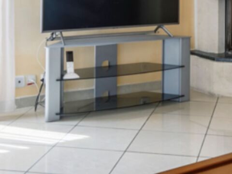 Meuble TV en fer gris moderne 60 Beauvais (60)