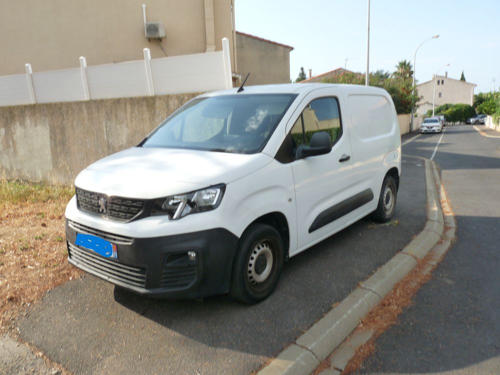 Partner PARTNER FOURGON STANDARD 1.6 BLUEHDI 100 BVM5 PREMIUM 2019 occasion 11100 Narbonne