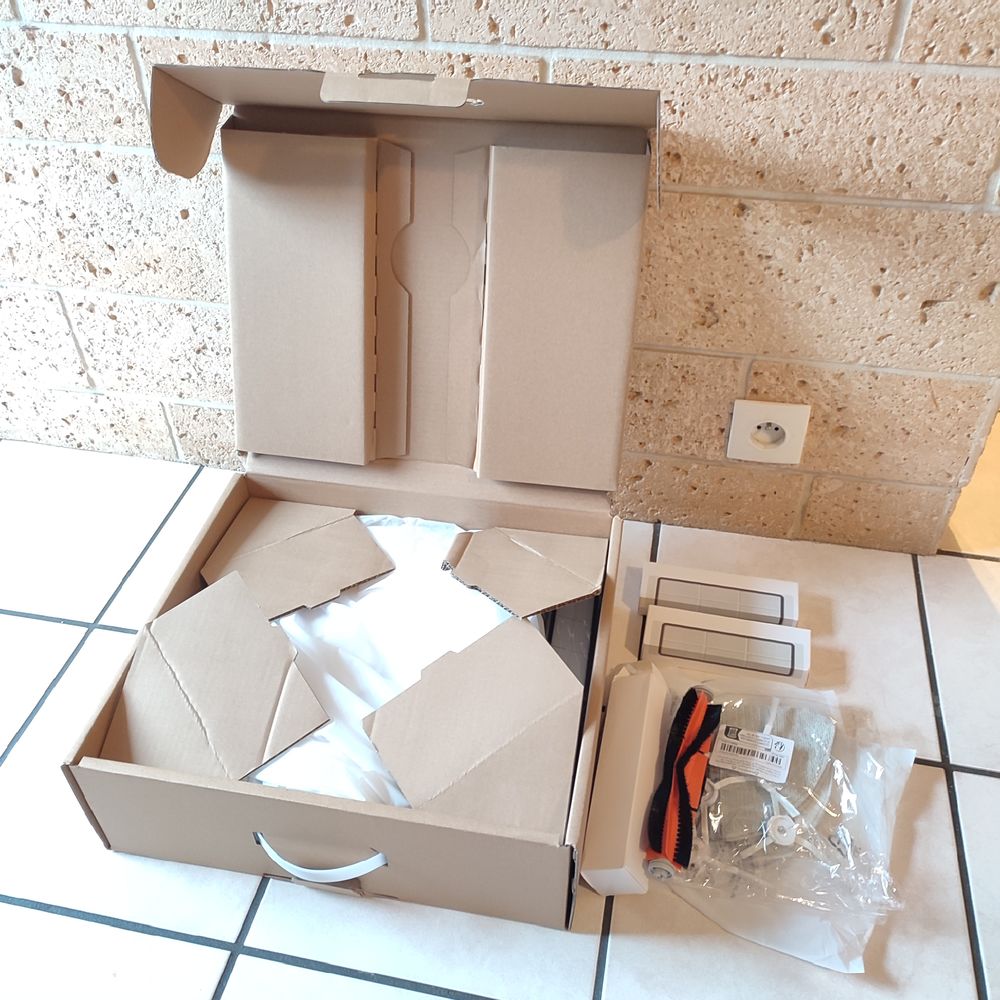 Xiaomi Roborock S5 Max - Robot Aspirateur + Accessoires Electroménager